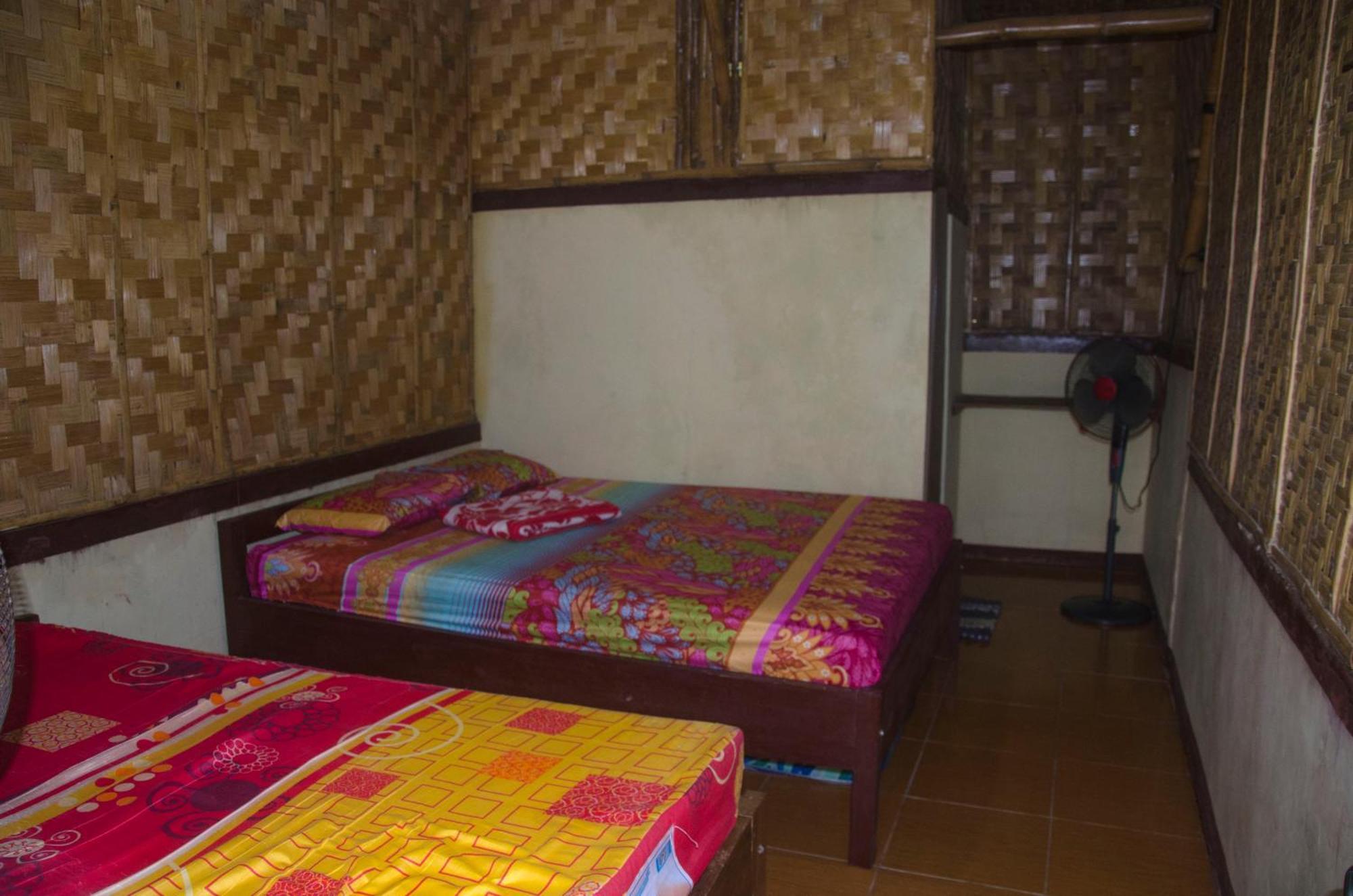 Red Island Bungalows Pasanggaran Екстер'єр фото