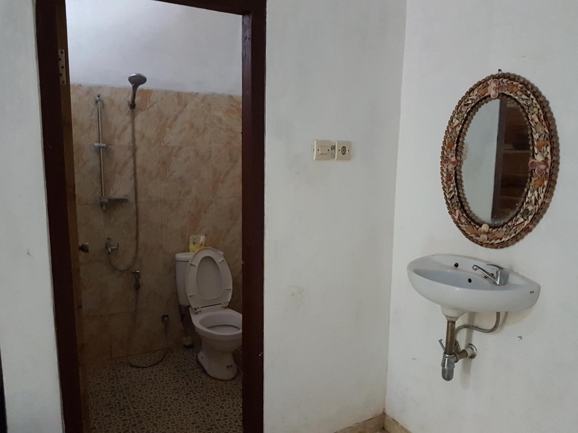 Red Island Bungalows Pasanggaran Номер фото