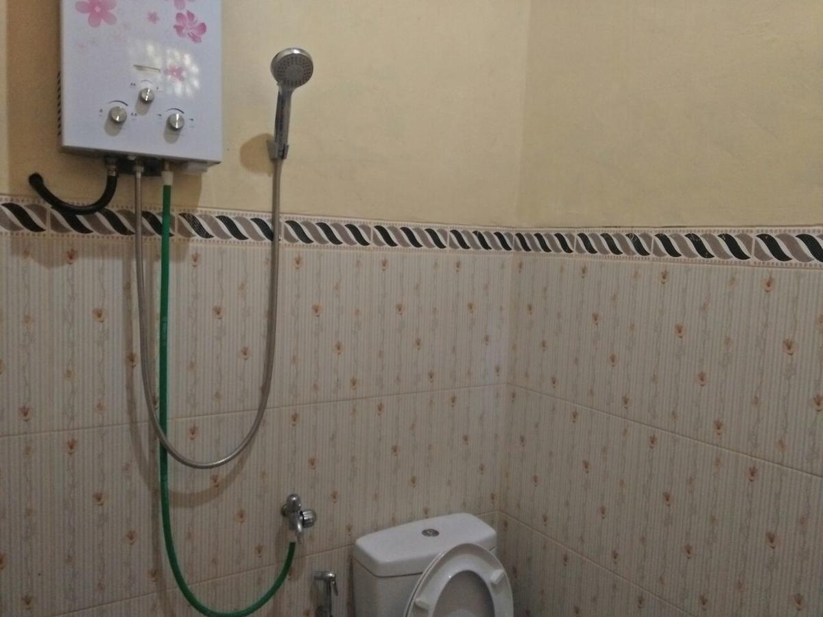 Red Island Bungalows Pasanggaran Номер фото